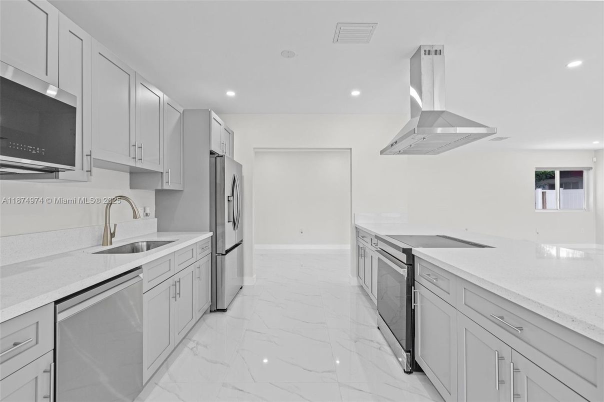 Interior, Kitchen, Marble, Recessed Lighting, Stainless Steel Appliances