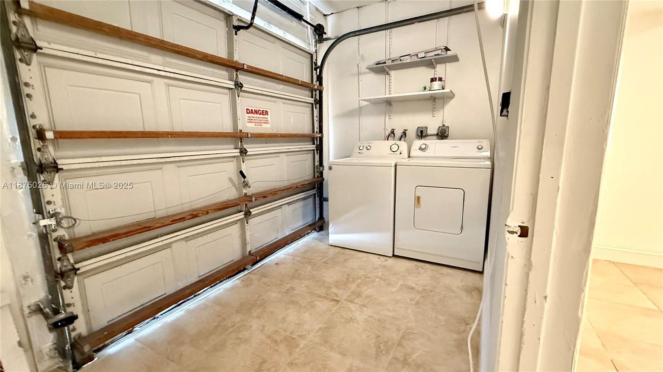 Interior, Utility Closets, Washer