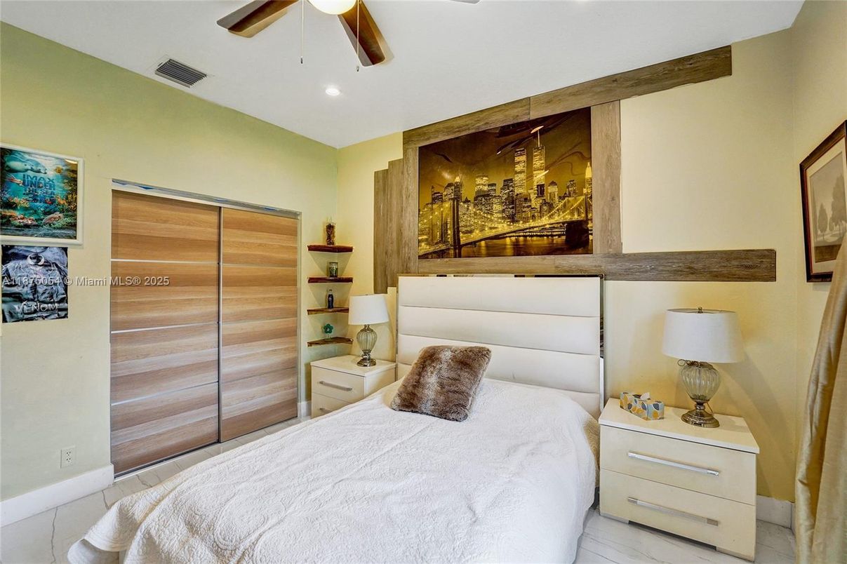 Bedroom, Interior, Recessed Lighting