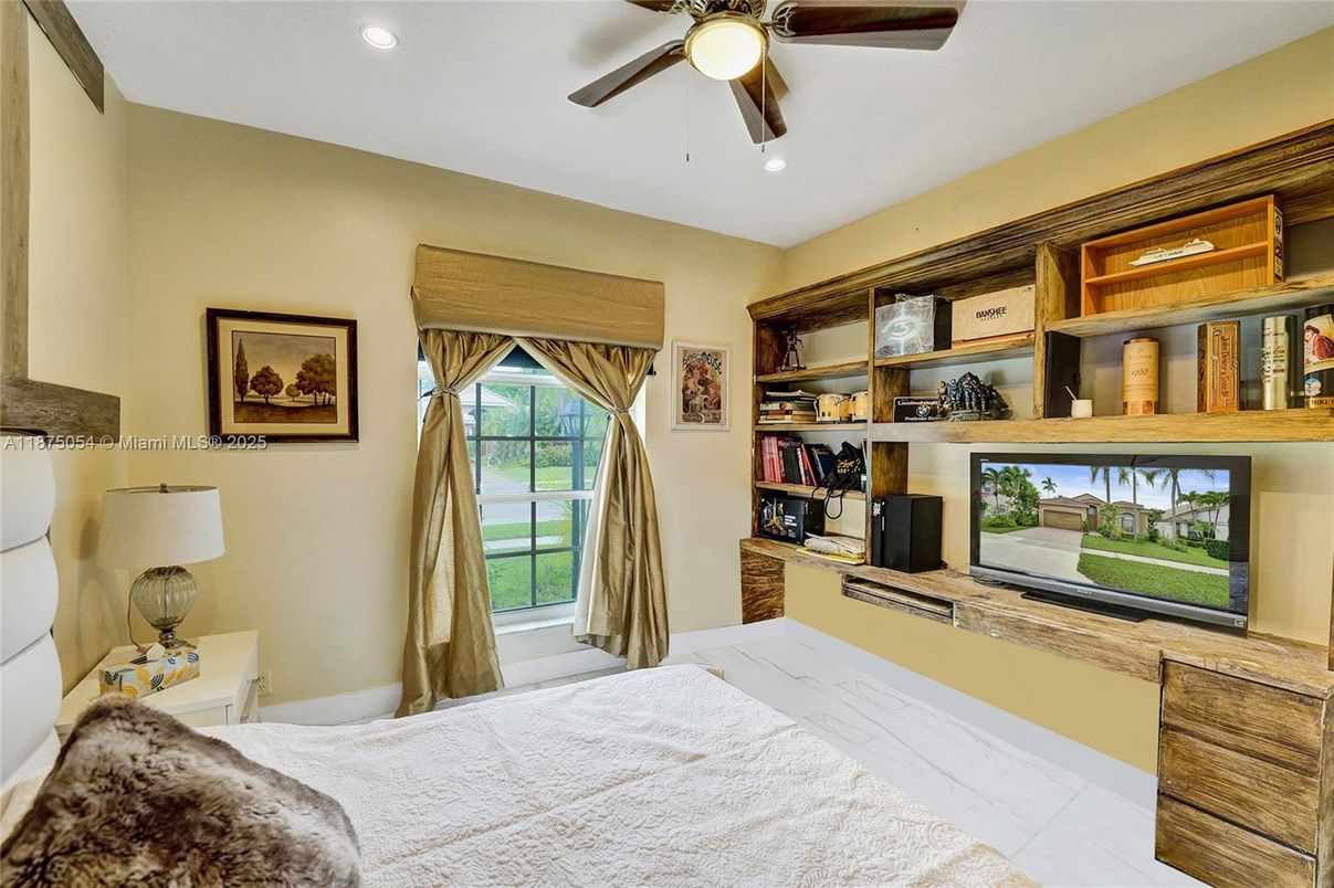 Bedroom, Interior, Recessed Lighting
