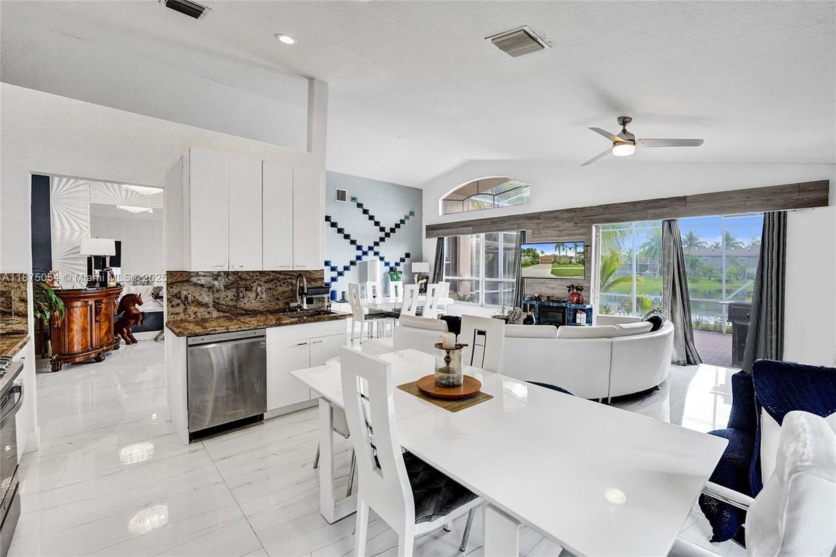 Dining room, Interior, Kitchen, Living room, Recessed Lighting