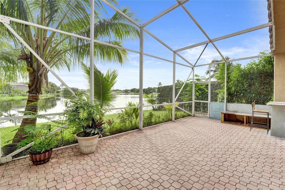 Glass Ceilings, Interior, Sun Room, Water