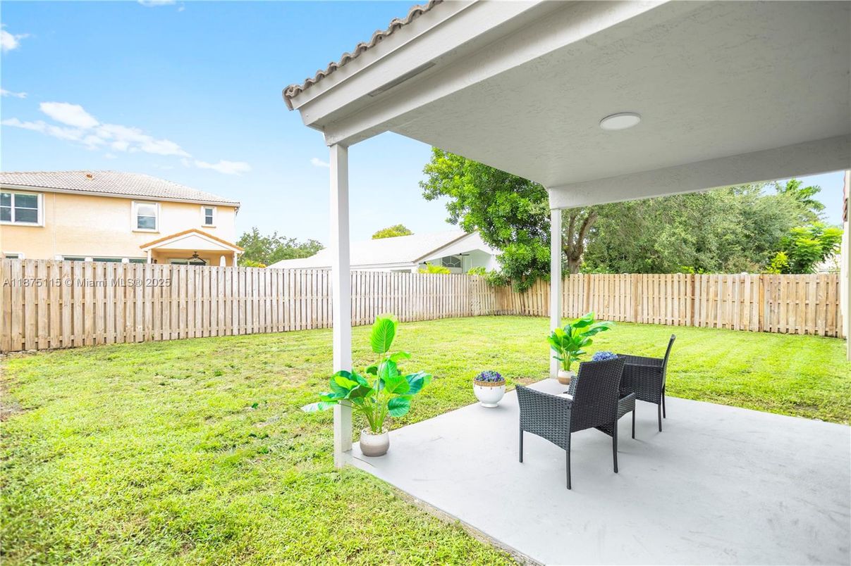 Backyard, Exterior