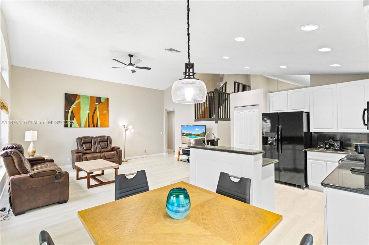 Interior, Kitchen, Living room, Pendant Lights, Recessed Lighting, Wood Texture Flooring