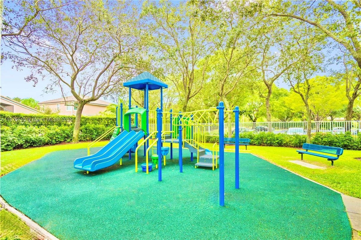 Backyard, Exterior, Playground
