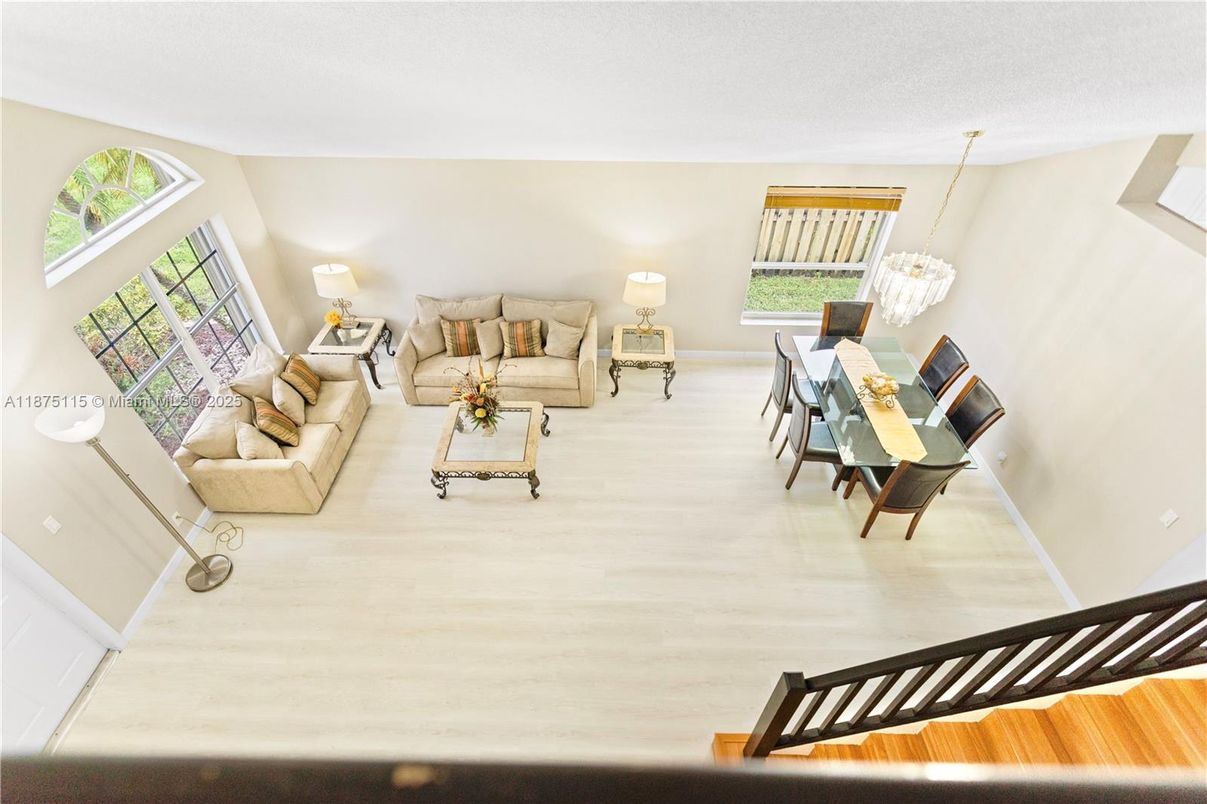 Dining room, Interior, Living room, Pendant Lights