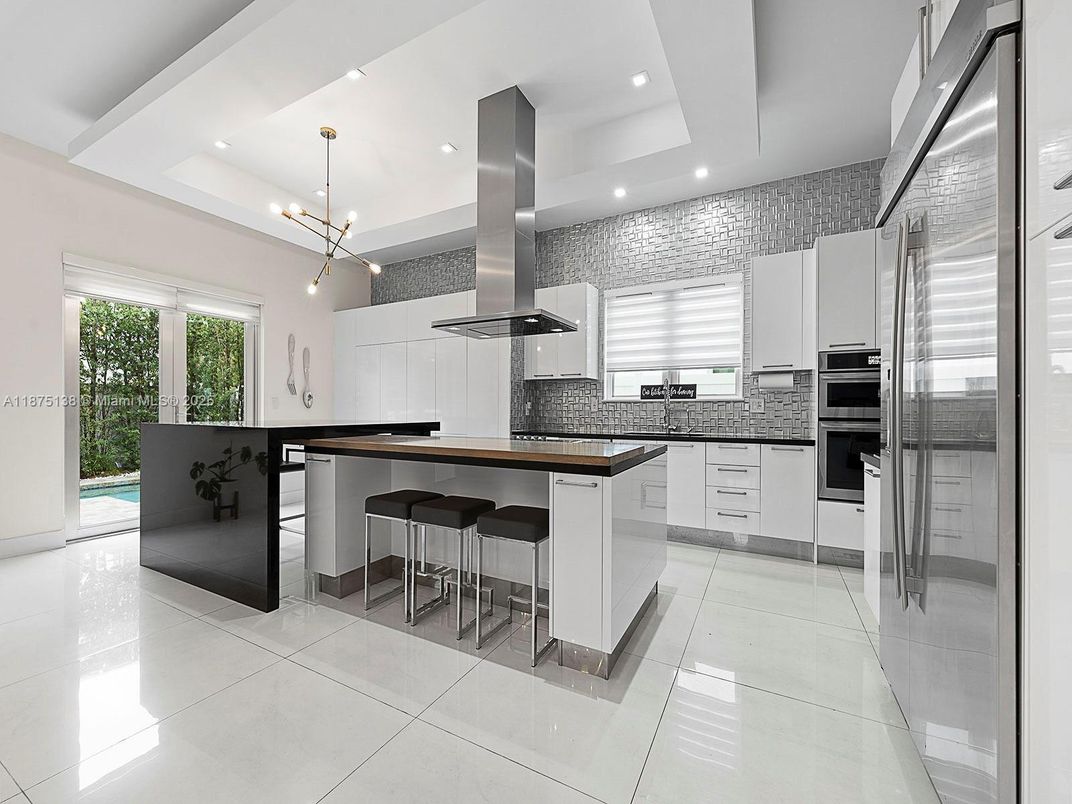 Interior, Kitchen, Pendant Lights, Recessed Lighting, Stainless Steel Appliances