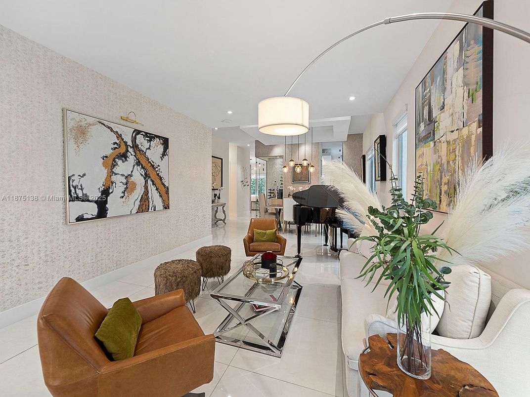 Interior, Living room, Piano, Recessed Lighting