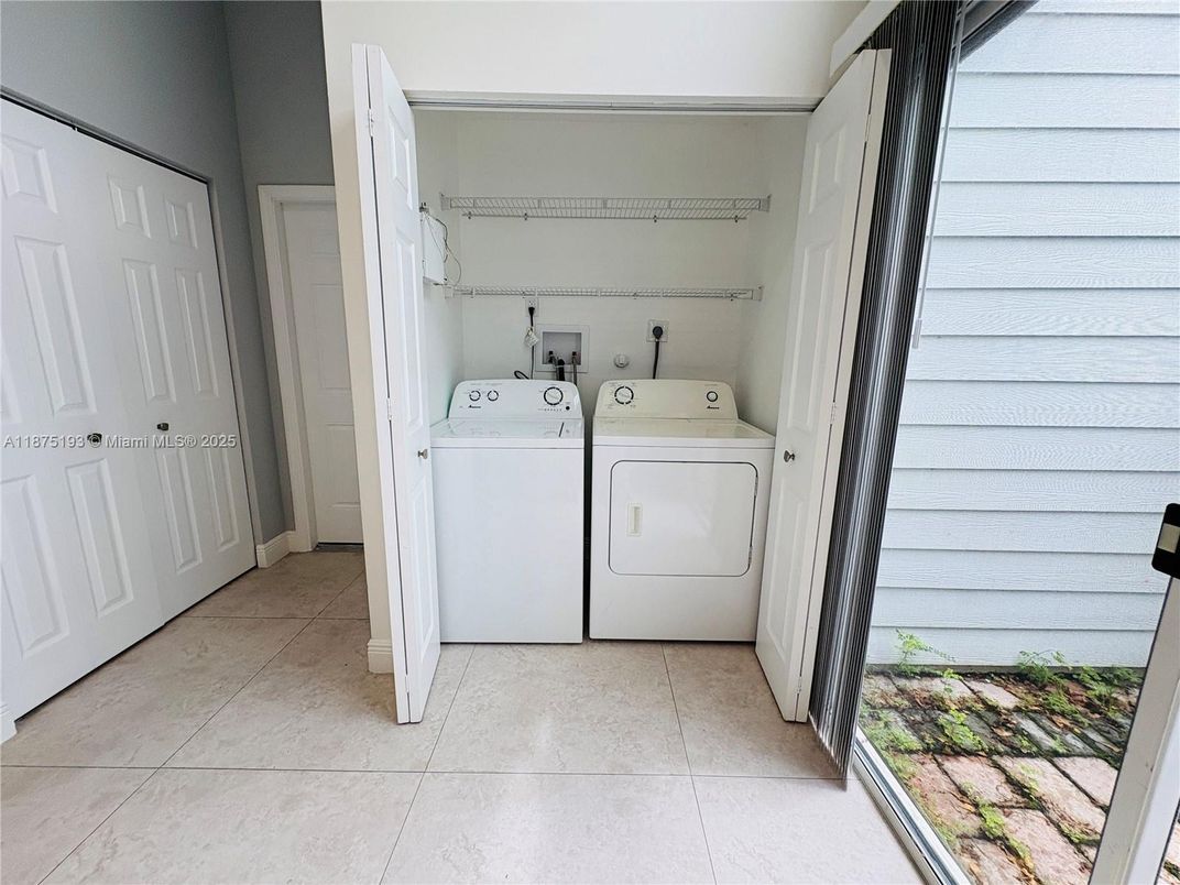 Interior, Utility Closets, Washer