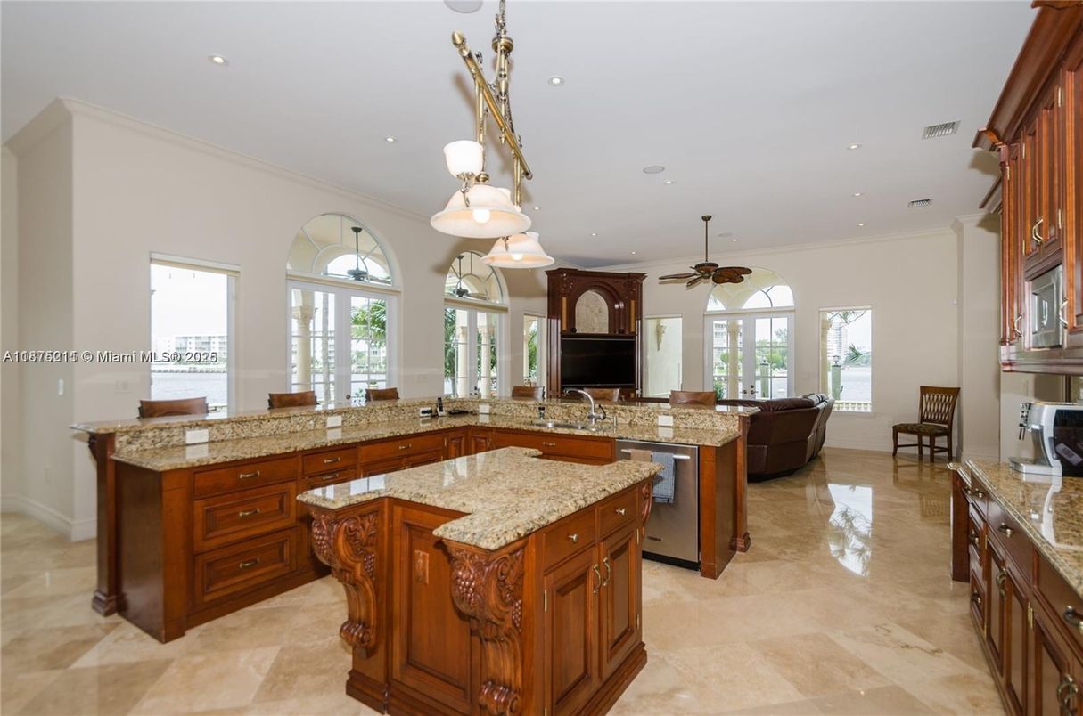 Interior, Kitchen, Living room, Pendant Lights, Recessed Lighting