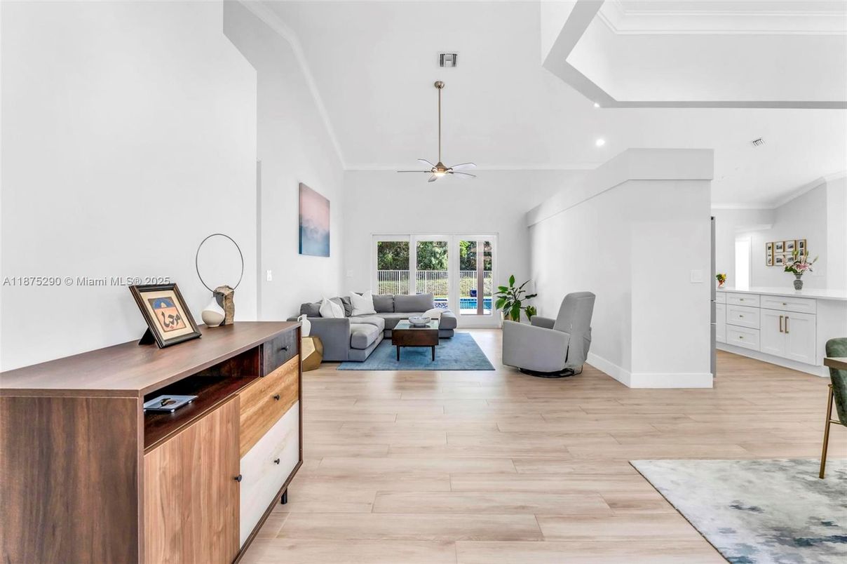 Interior, Living room, Recessed Lighting, Wood Texture Flooring