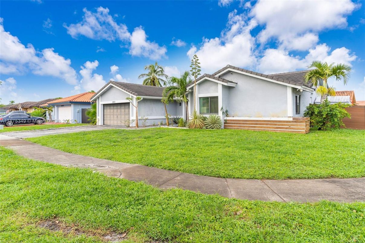 Attached, Backyard, Exterior, Facade, Ranch