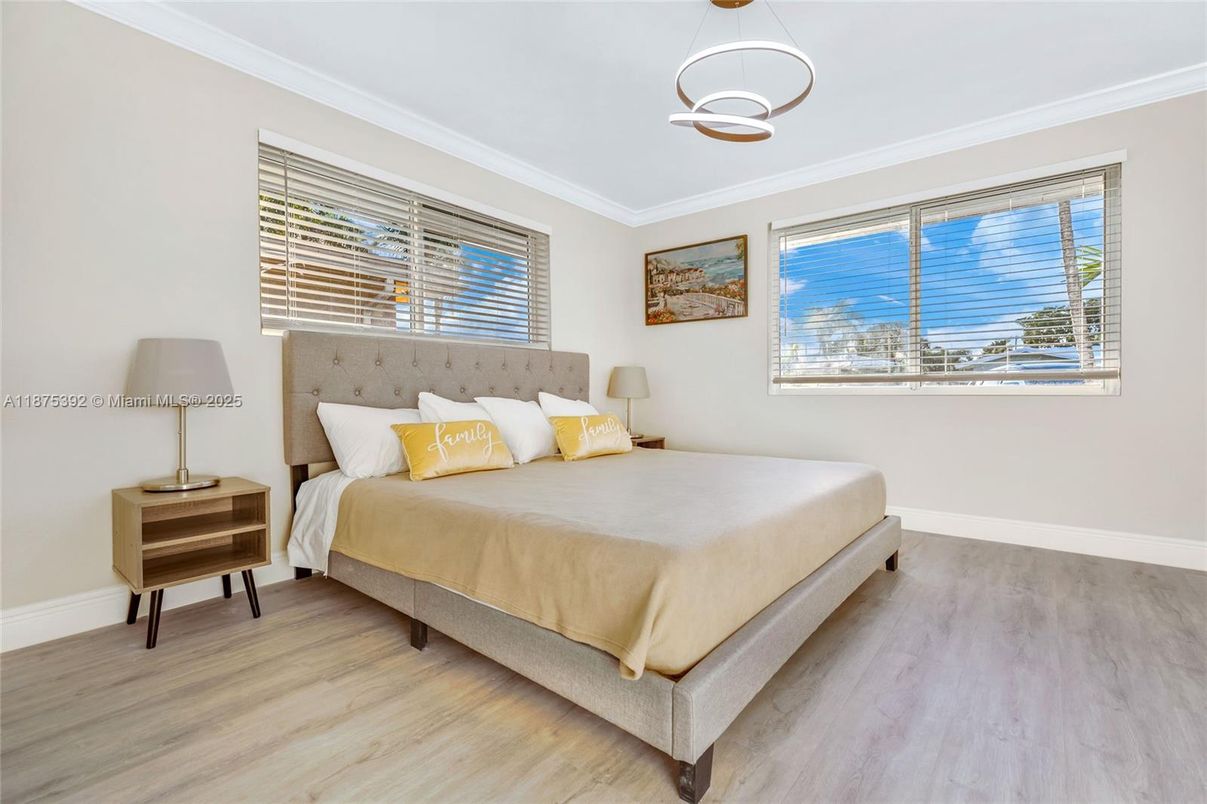 Bedroom, Interior, Pendant Lights, Wood Texture Flooring
