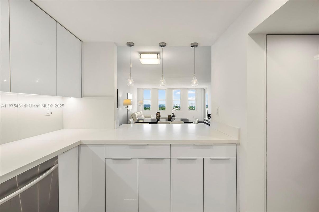 Interior, Kitchen, Pendant Lights