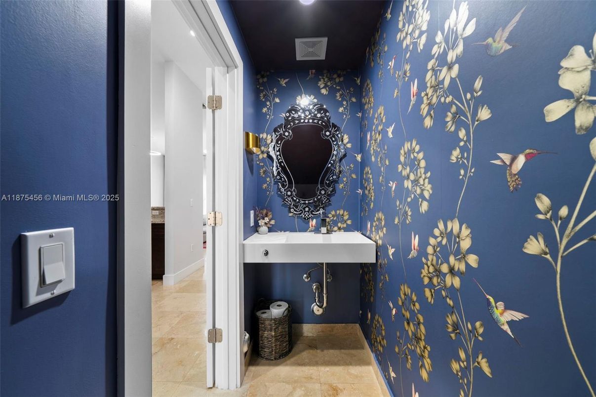 Bathroom, Interior