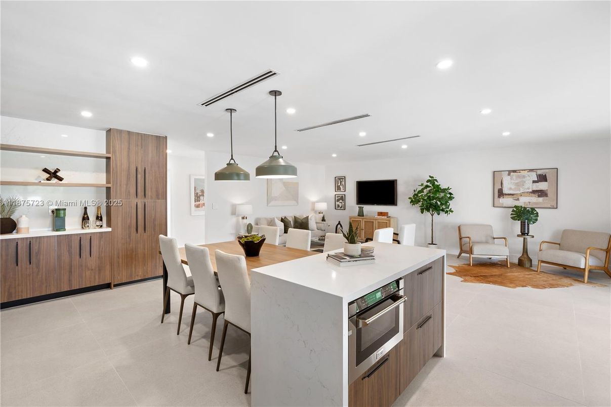 Dining room, Interior, Kitchen, Living room, Pendant Lights, Recessed Lighting