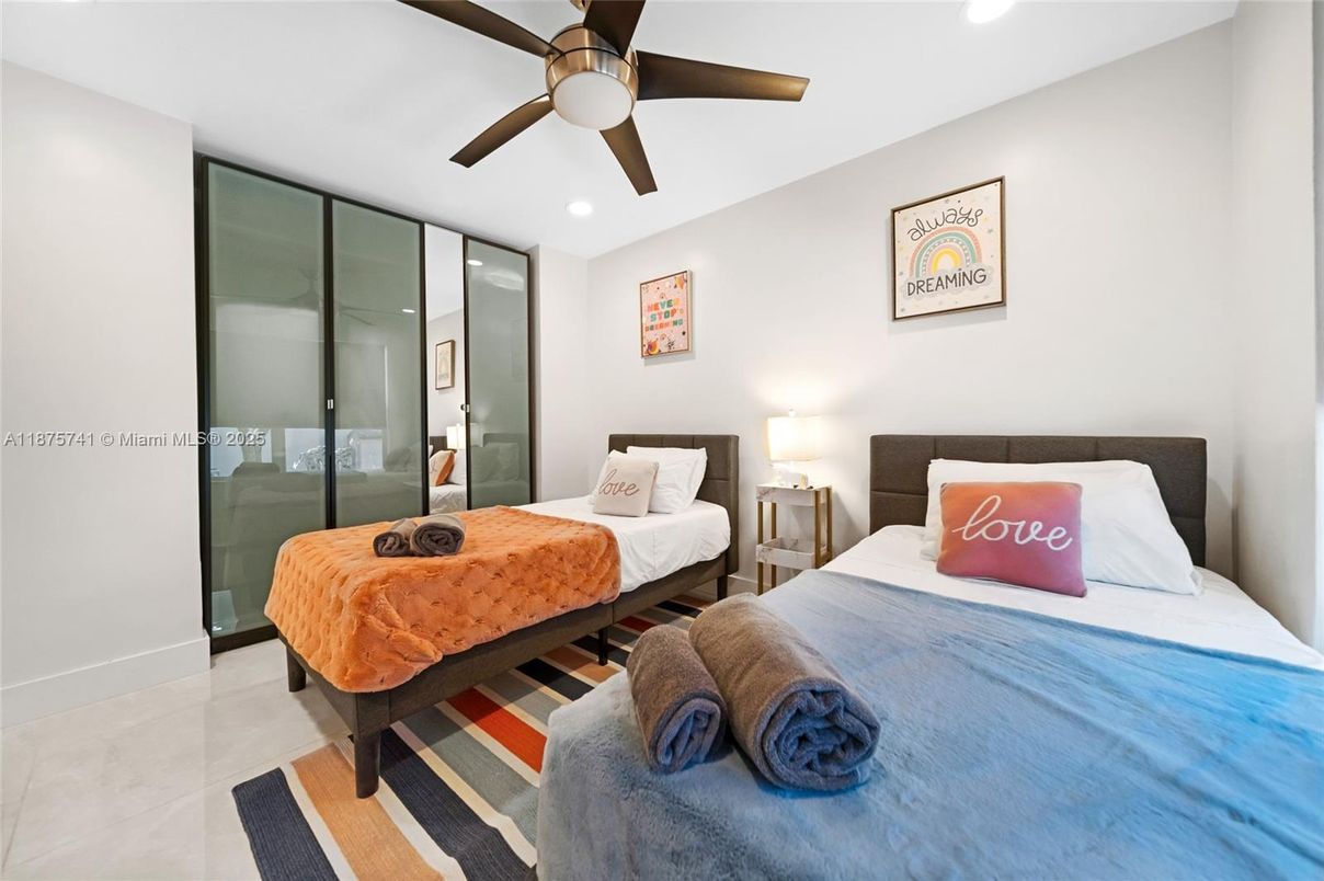 Bedroom, Interior, Recessed Lighting