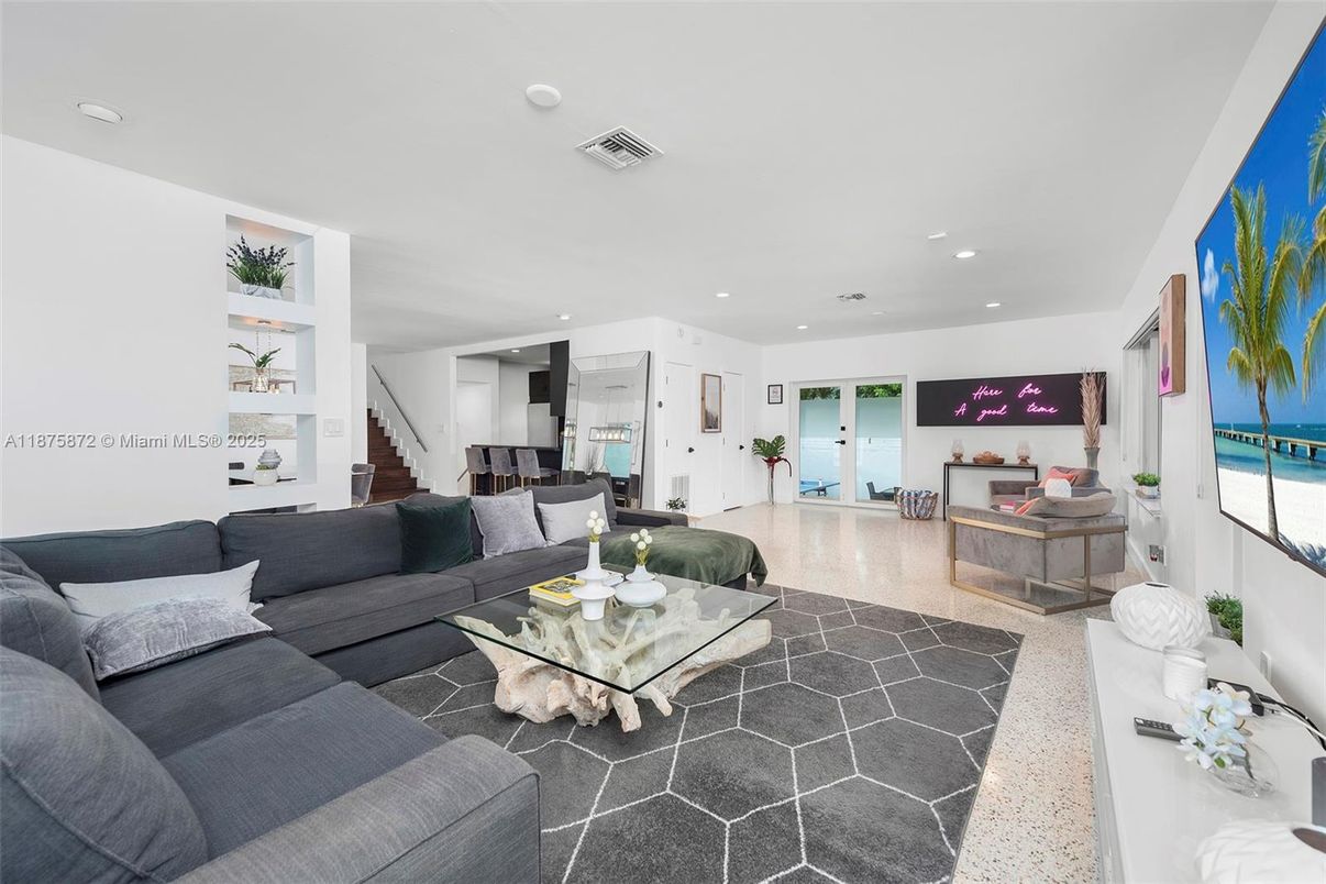 Interior, Living room, Recessed Lighting