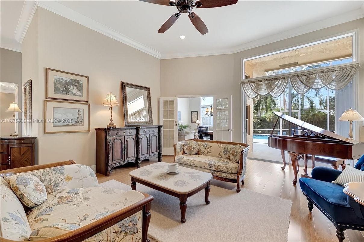 Interior, Living room, Piano, Recessed Lighting, Wood Texture Flooring