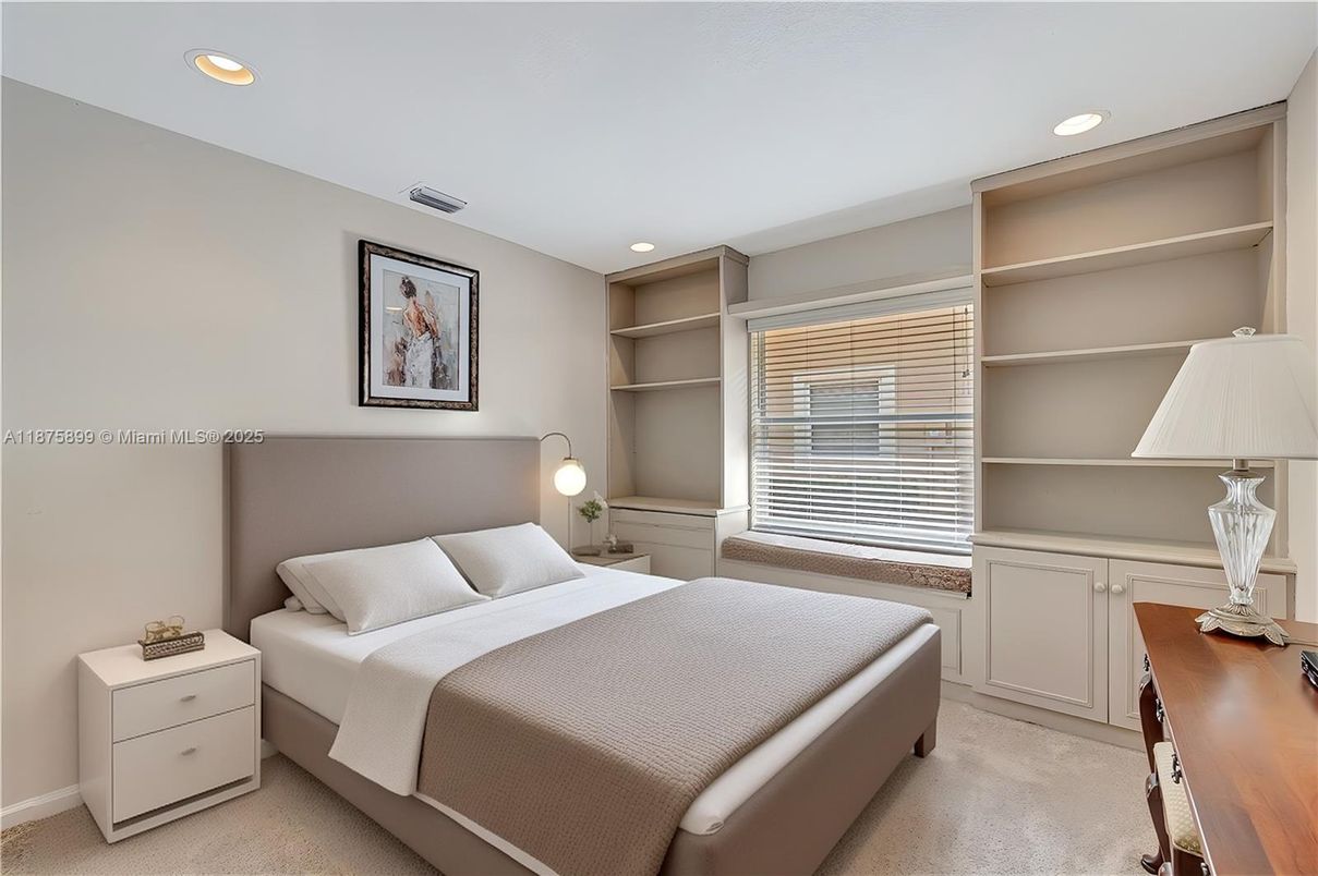Bedroom, Interior, Recessed Lighting