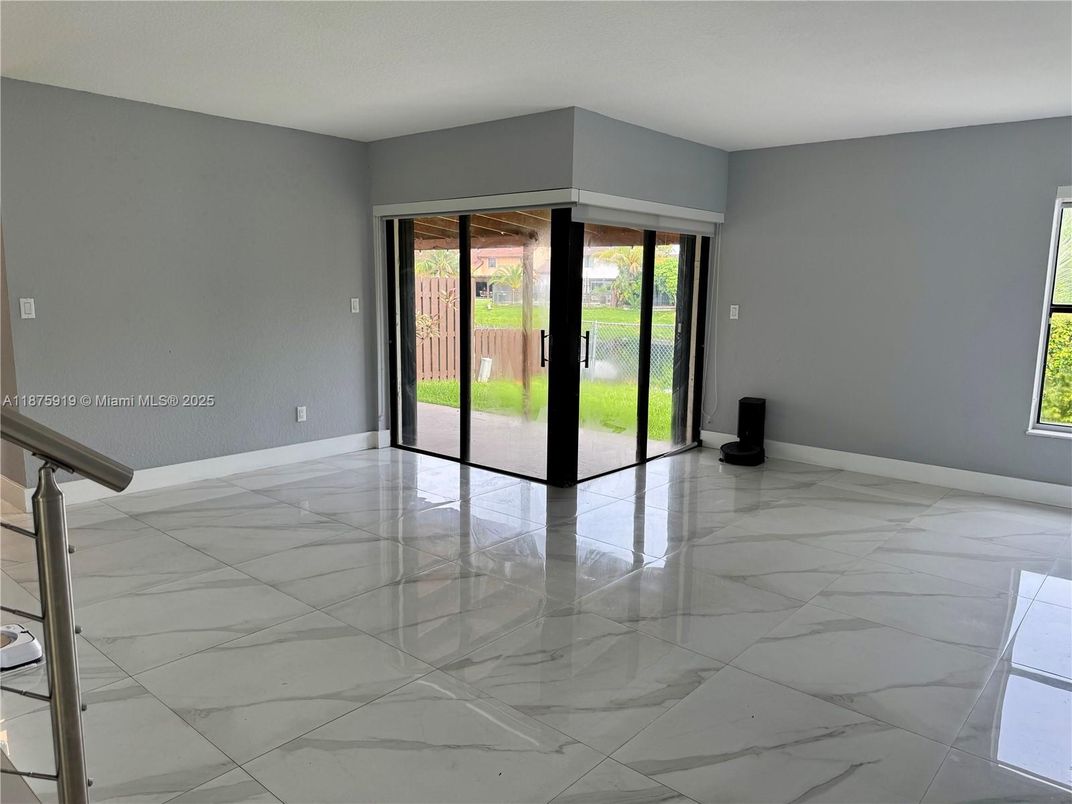 Empty room, Interior, Marble