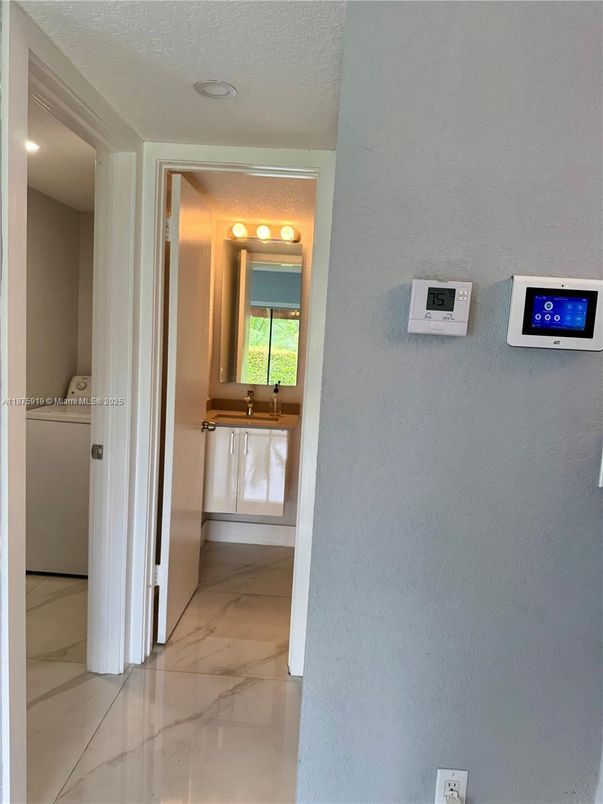 Bathroom, Interior, Marble, Recessed Lighting