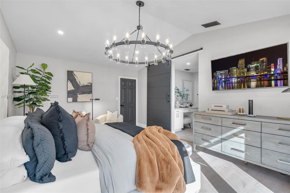 Bedroom, Chandelier, Interior, Recessed Lighting