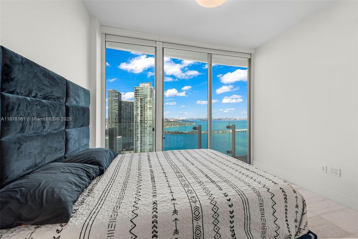 Bedroom, Interior, Water