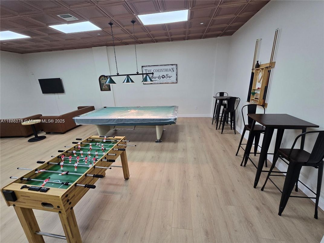Billiard Table, Game Room, Interior, Pendant Lights, Recessed Lighting, Wood Texture Flooring