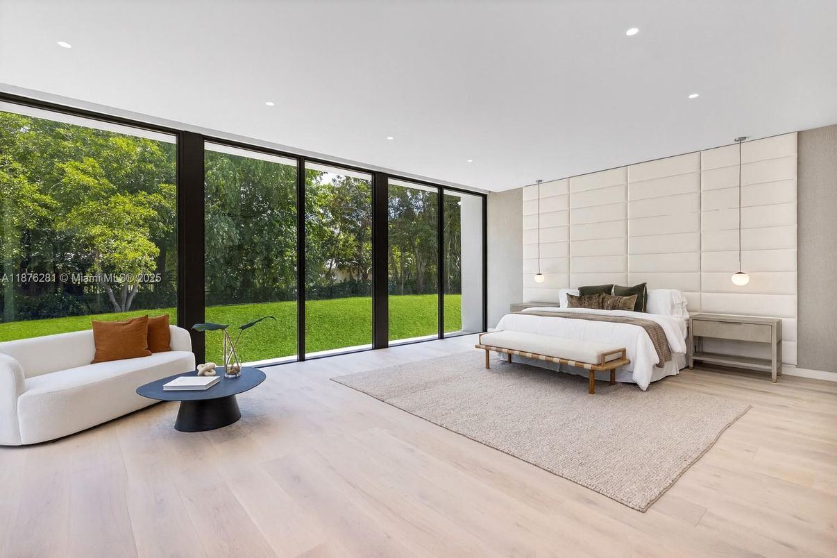 Bedroom, Interior, Pendant Lights, Recessed Lighting, Wood Texture Flooring