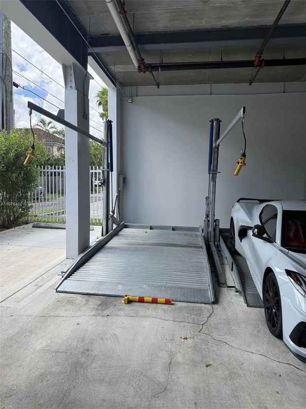 Exterior, Fitness Equipment