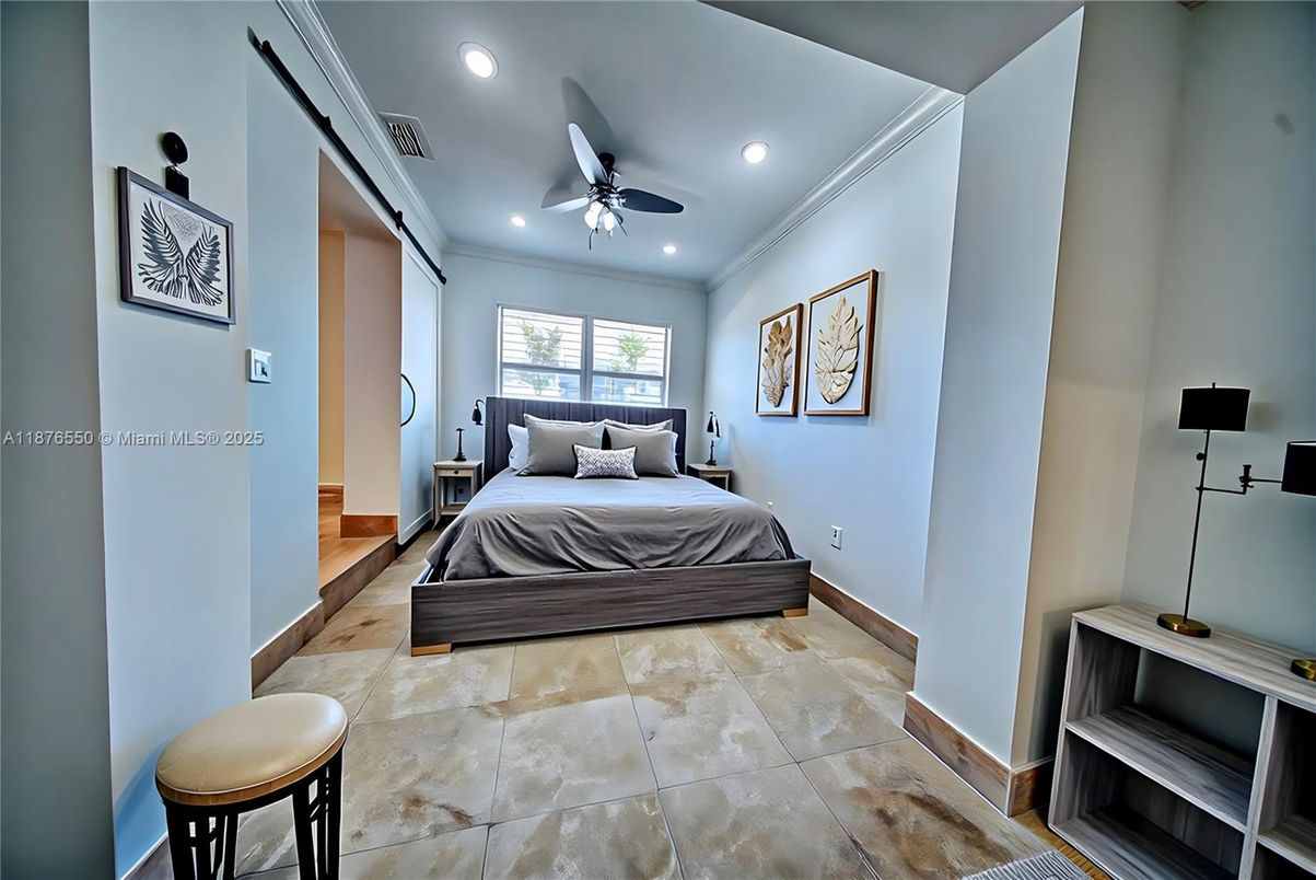 Bedroom, Interior, Recessed Lighting