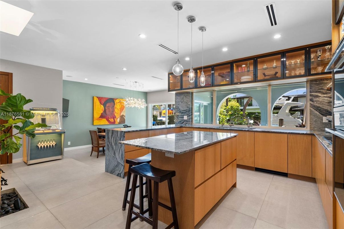 Dining room, Interior, Kitchen, Pendant Lights, Recessed Lighting