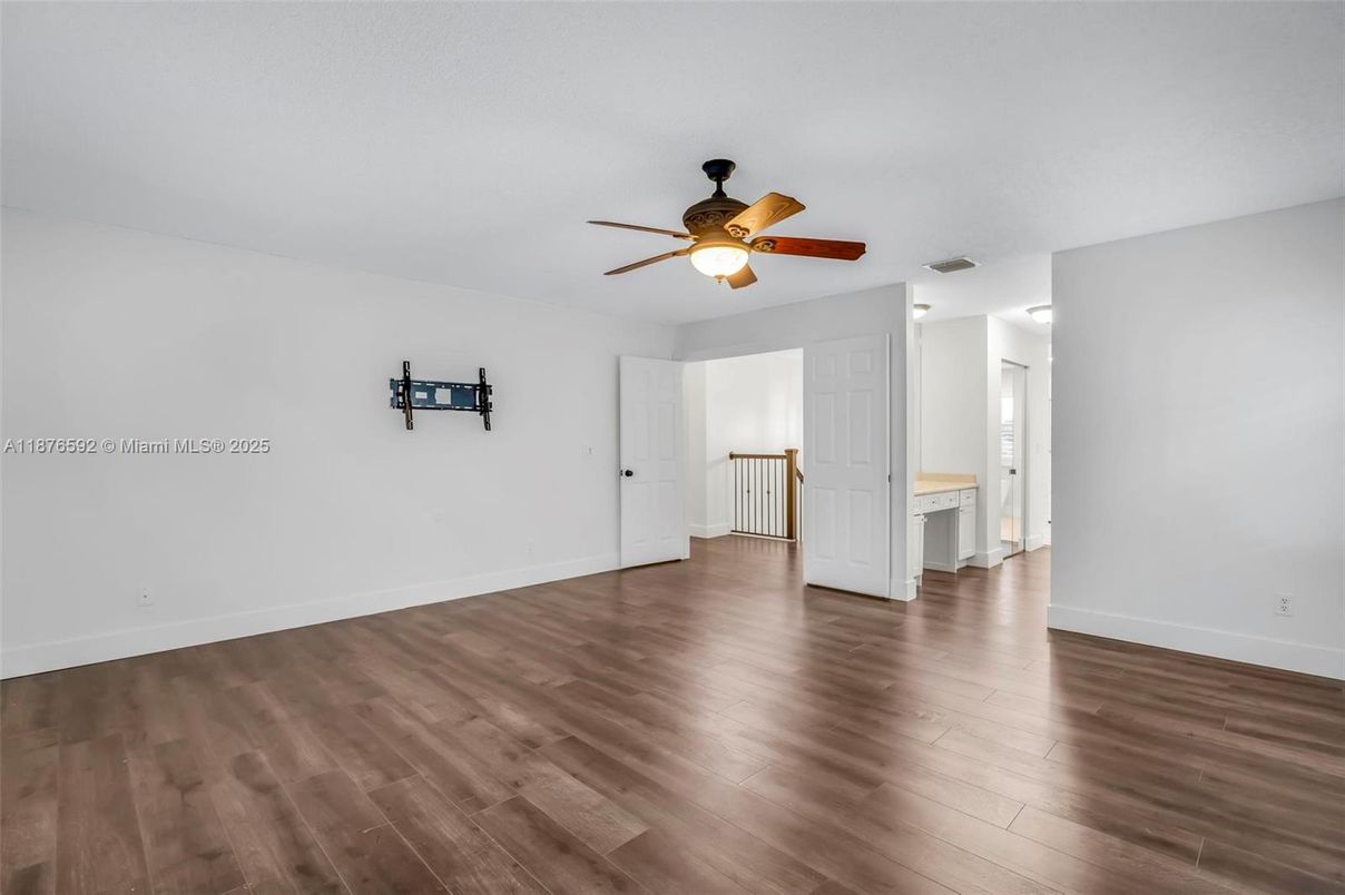 Empty room, Interior, Wood Texture Flooring