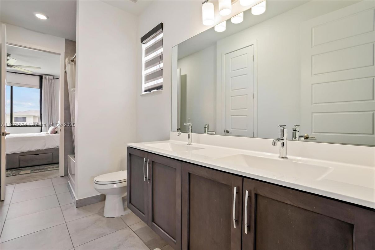 Bathroom, Bedroom, Dual Sink Vanities, Interior, Recessed Lighting