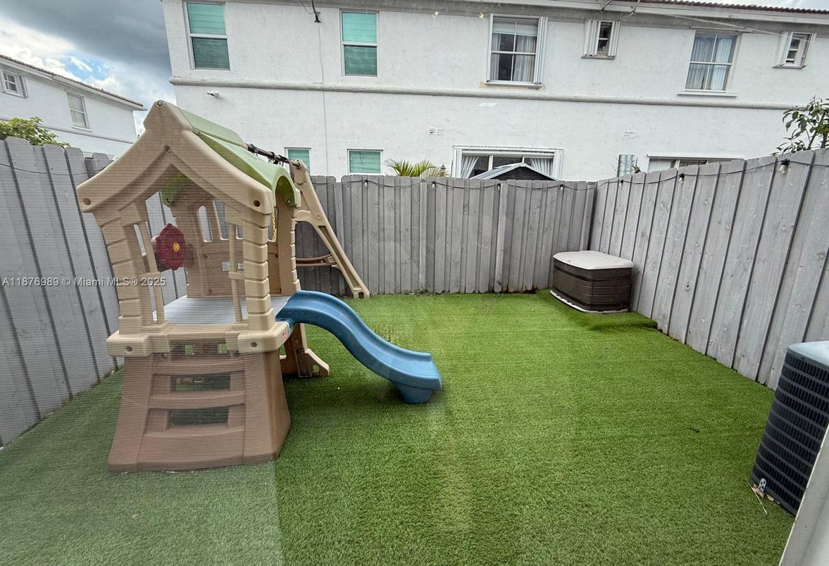 Backyard, Exterior, Playground