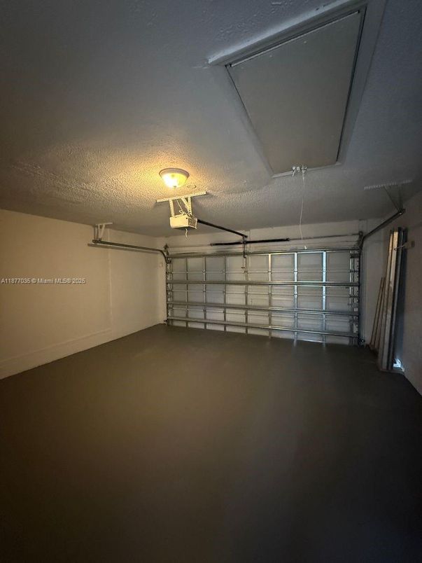 Garage, Interior
