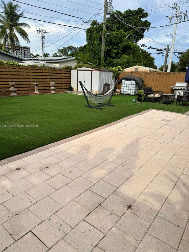 Backyard, Exterior