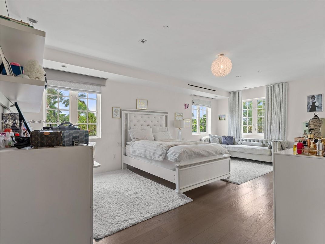 Bedroom, Chandelier, Interior, Recessed Lighting, Wood Texture Flooring