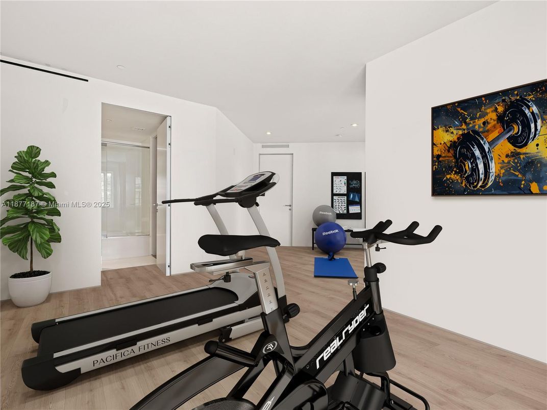 Fitness Equipment, Interior, Recessed Lighting, Wood Texture Flooring