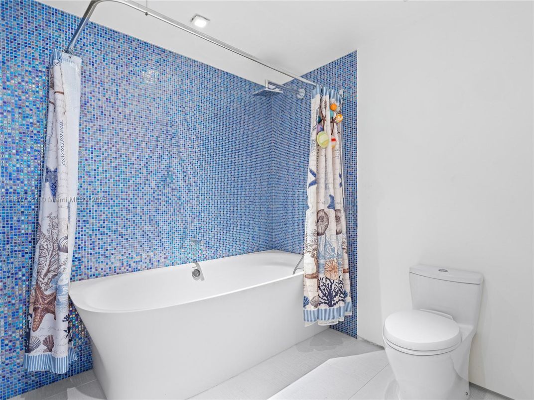 Bathroom, Free Standing Baths, Interior, Recessed Lighting
