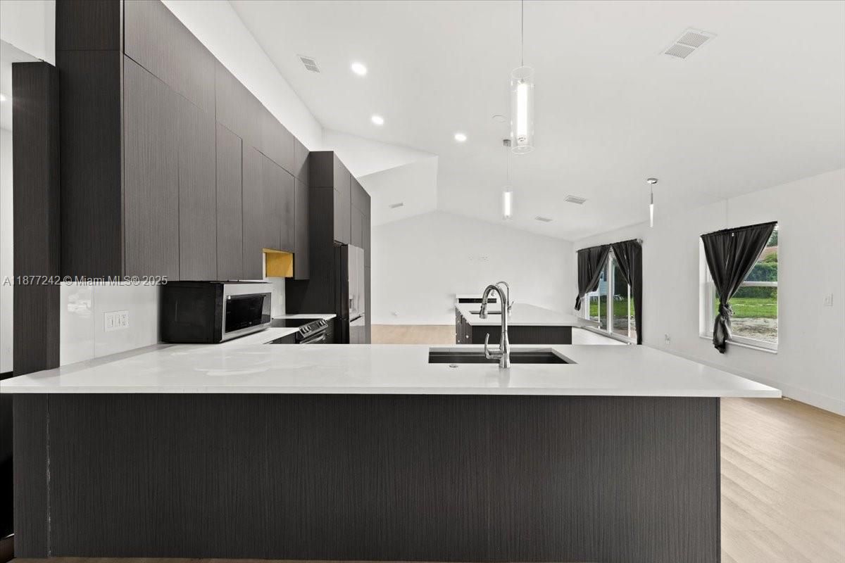 Interior, Kitchen, Pendant Lights, Recessed Lighting, Wood Texture Flooring
