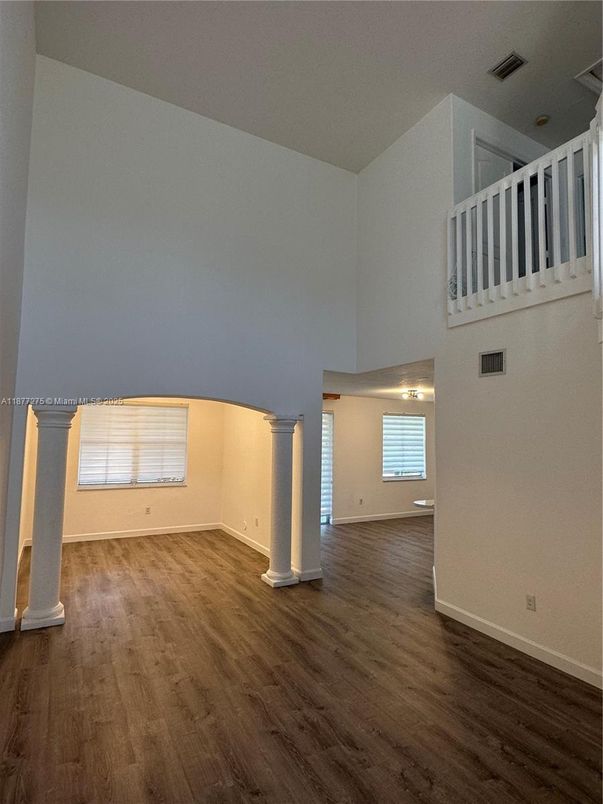 Empty room, Interior, Wood Texture Flooring