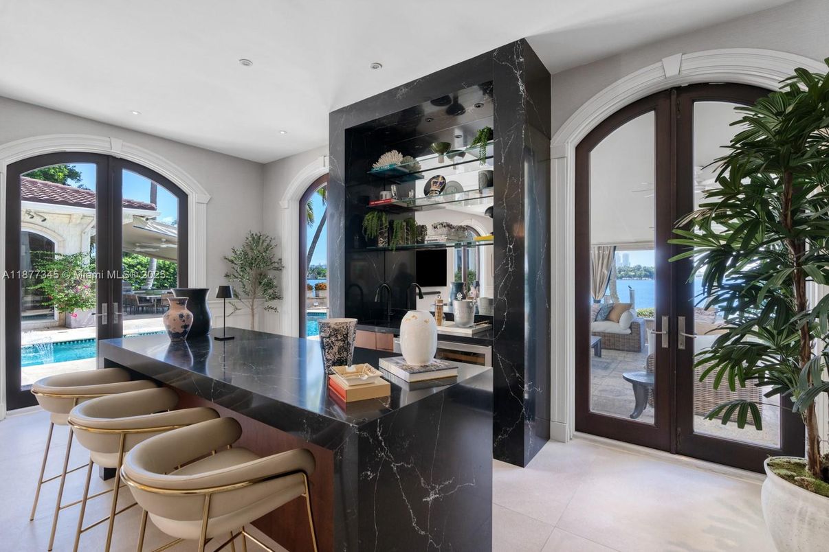 Interior, Recessed Lighting, Water