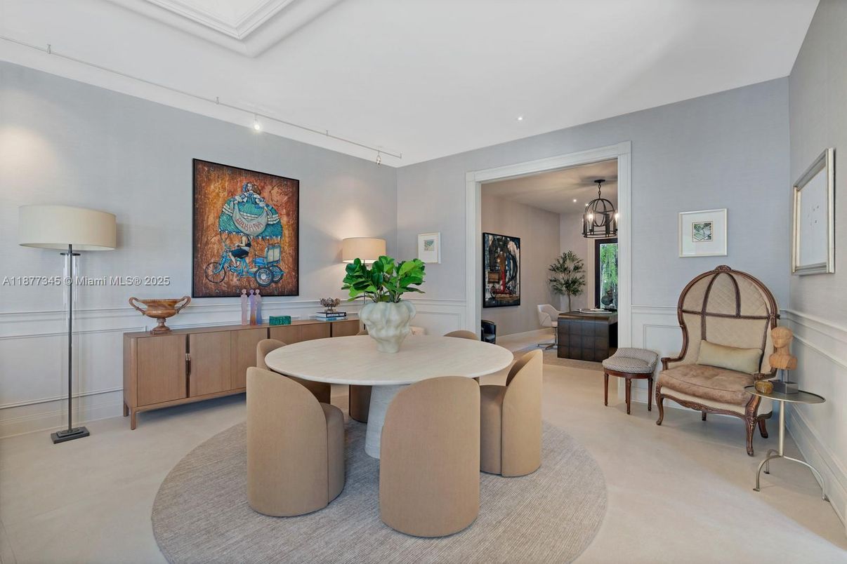 Dining room, Interior, Pendant Lights