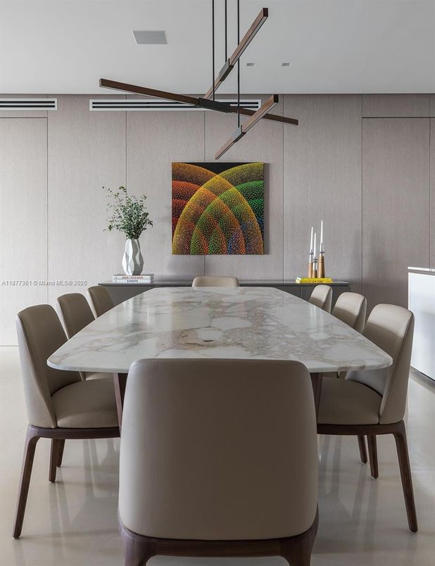 Dining room, Interior