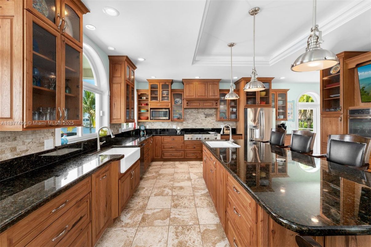 Interior, Kitchen, Pendant Lights, Recessed Lighting, Stainless Steel Appliances