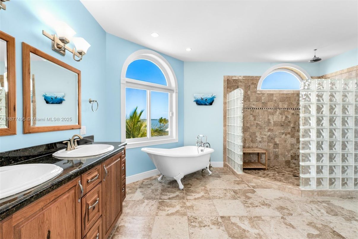 Bathroom, Dual Sink Vanities, Free Standing Baths, Interior, Recessed Lighting
