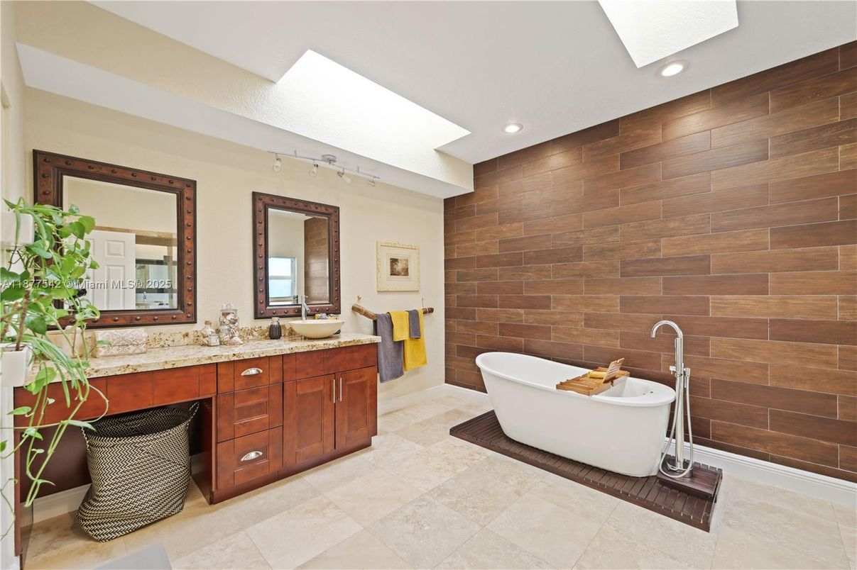 Bathroom, Dual Sink Vanities, Free Standing Baths, Interior, Recessed Lighting, Wooden Walls