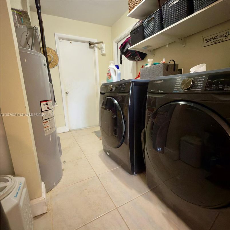 Interior, Washer
